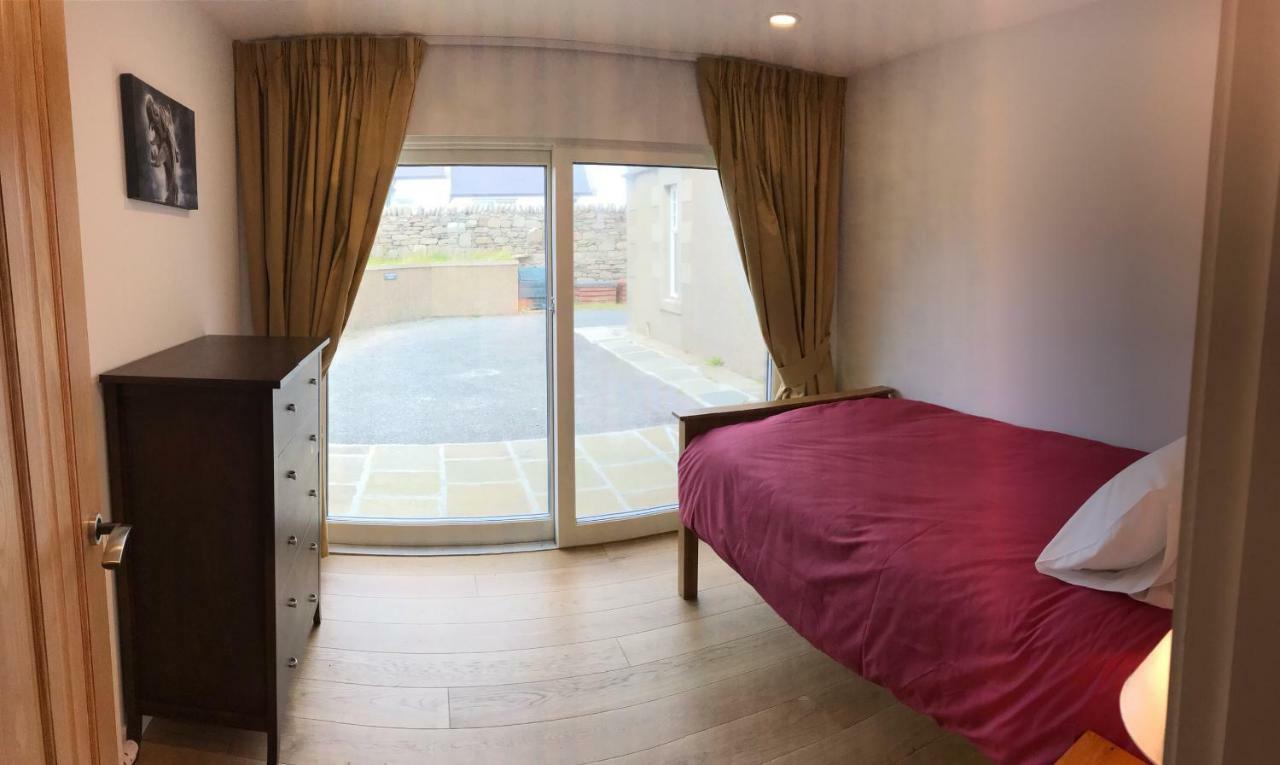 Westhall Annex Lerwick Buitenkant foto